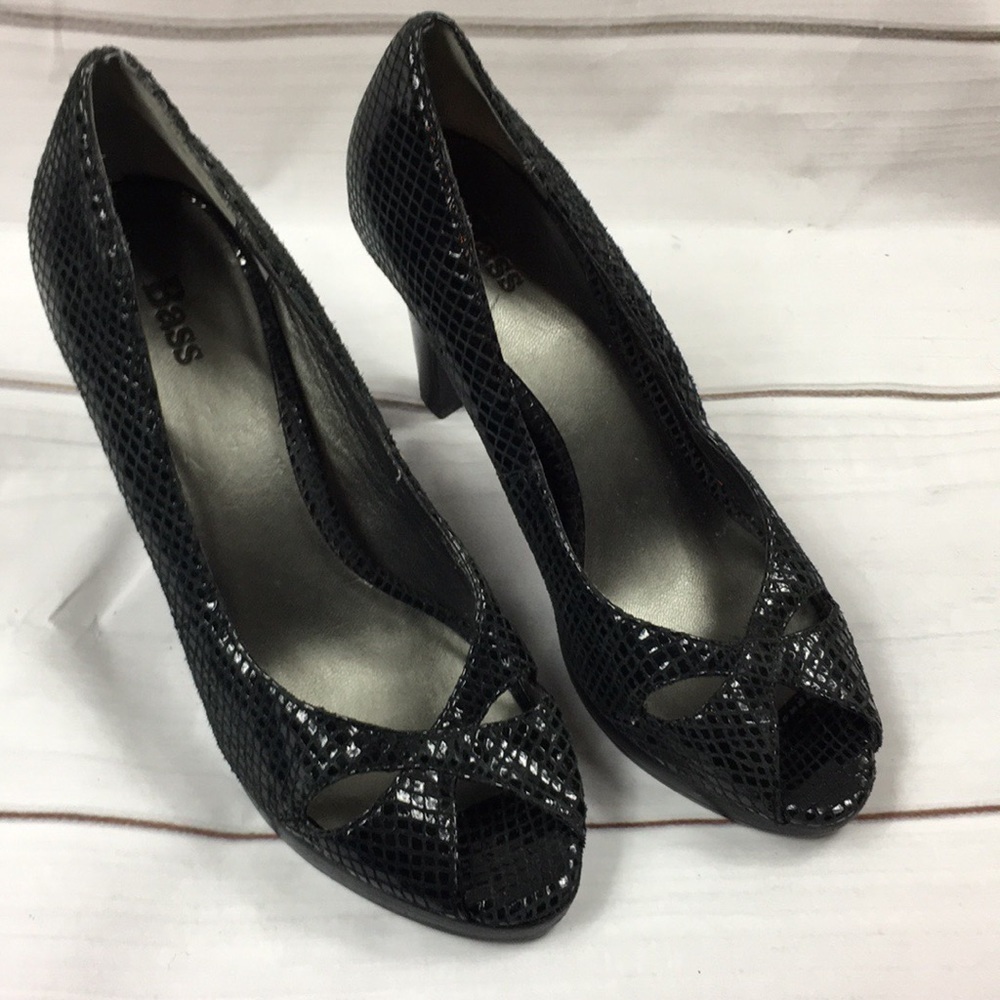 ❤️BASS STEPHANI SNAKESKIN‎ PEEP TOE PUMPS ~ 7